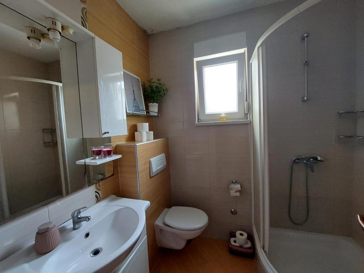 Apartment Vira Makarska Exterior photo