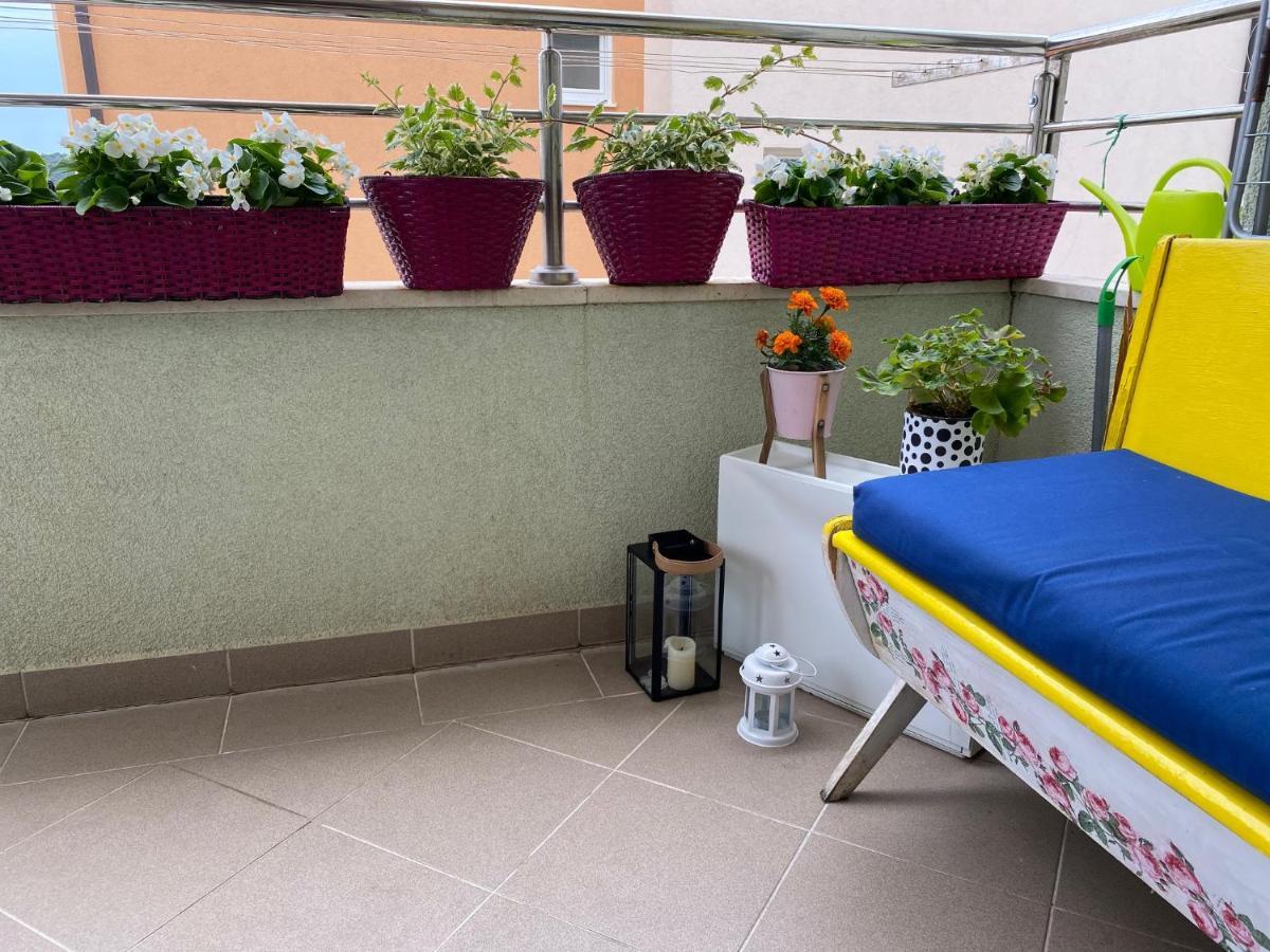 Apartment Vira Makarska Exterior photo